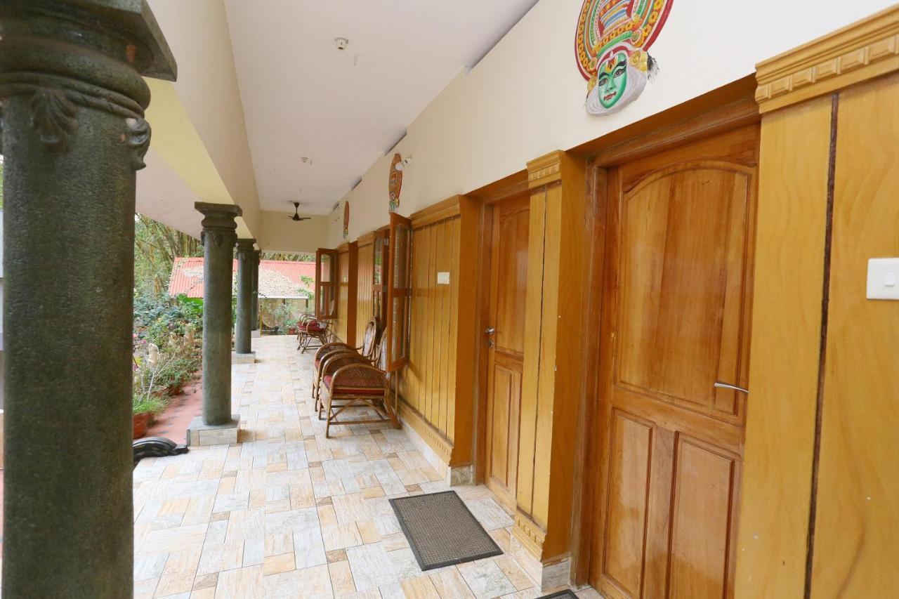 Hotel Spot On 36522 Karthika Plaza Varkala Exterior foto