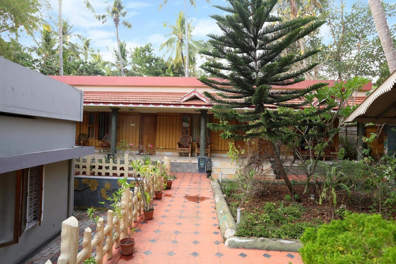 Hotel Spot On 36522 Karthika Plaza Varkala Exterior foto