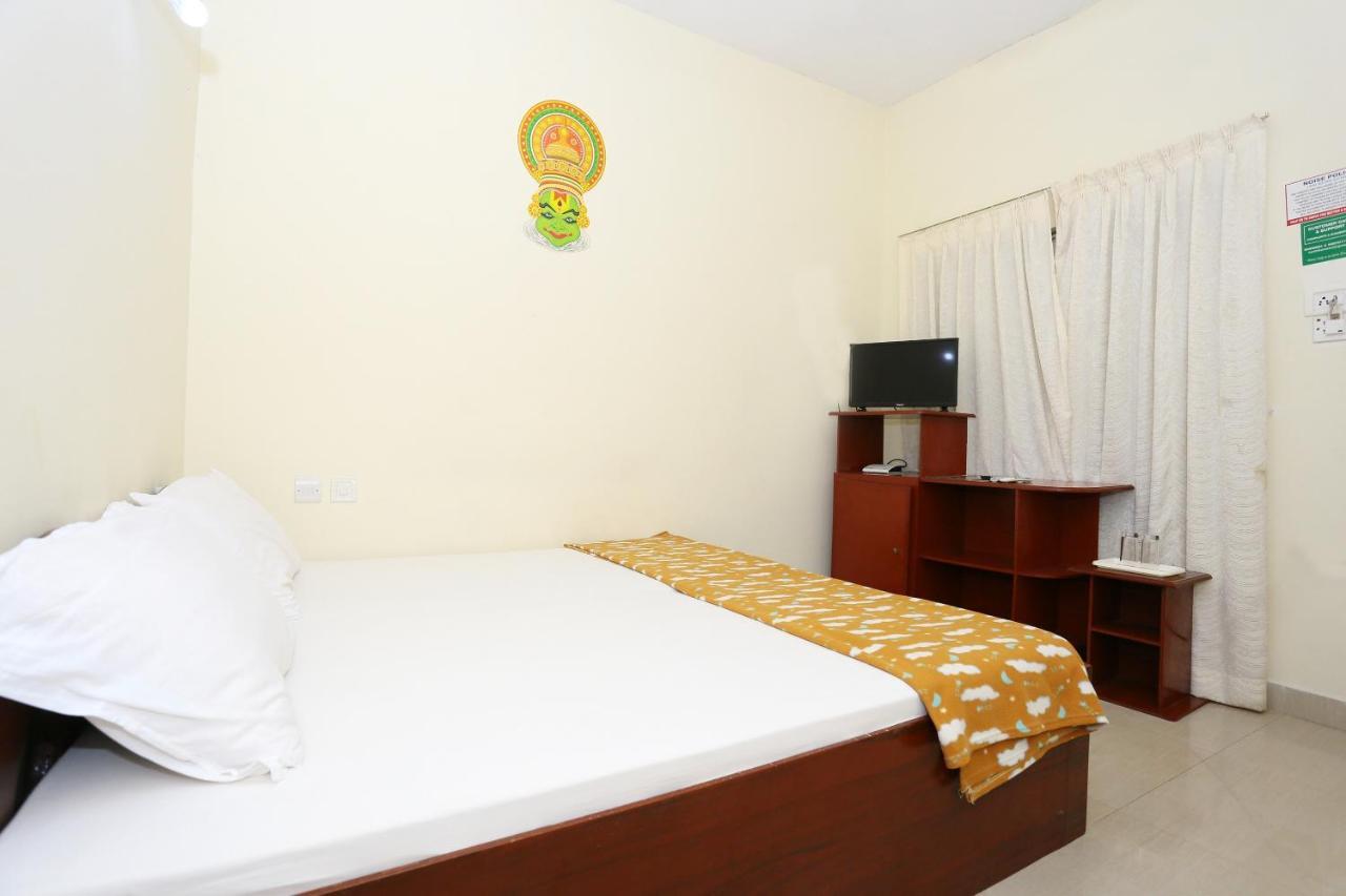 Hotel Spot On 36522 Karthika Plaza Varkala Exterior foto