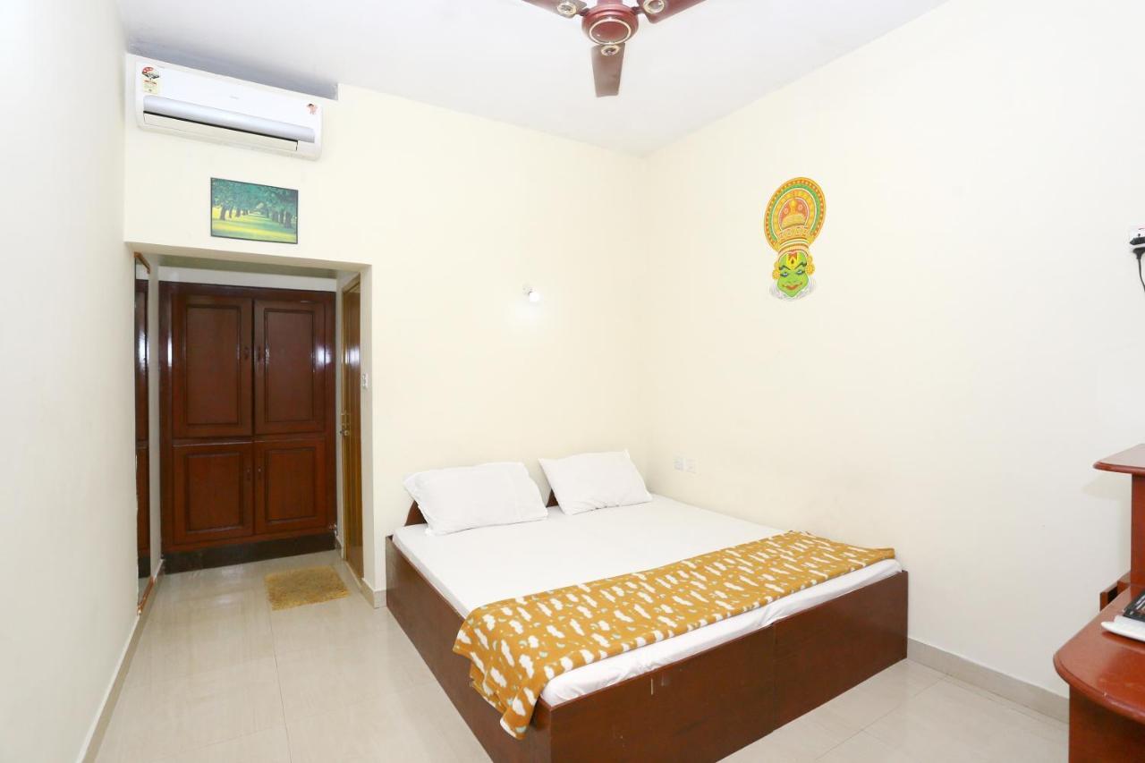 Hotel Spot On 36522 Karthika Plaza Varkala Exterior foto